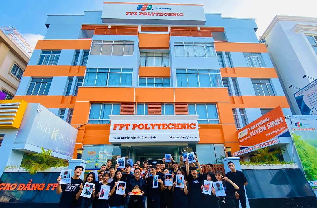 Số trường và số giáo viên cao đẳng tại thành phố Hồ Chí Minh năm 2023